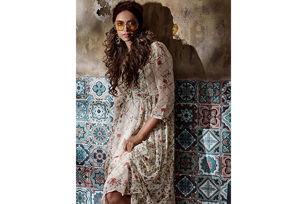 Deepika Style Cream Kurta